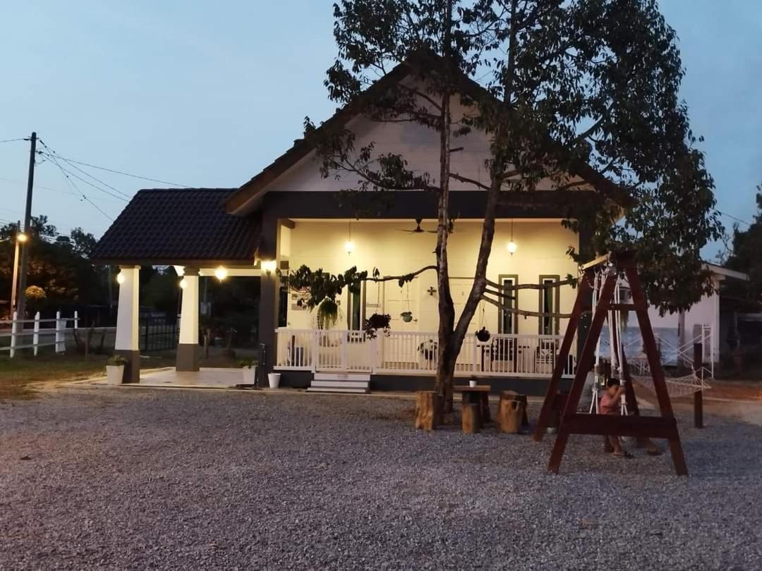 D'LaMar Homestay Pendang Luaran gambar